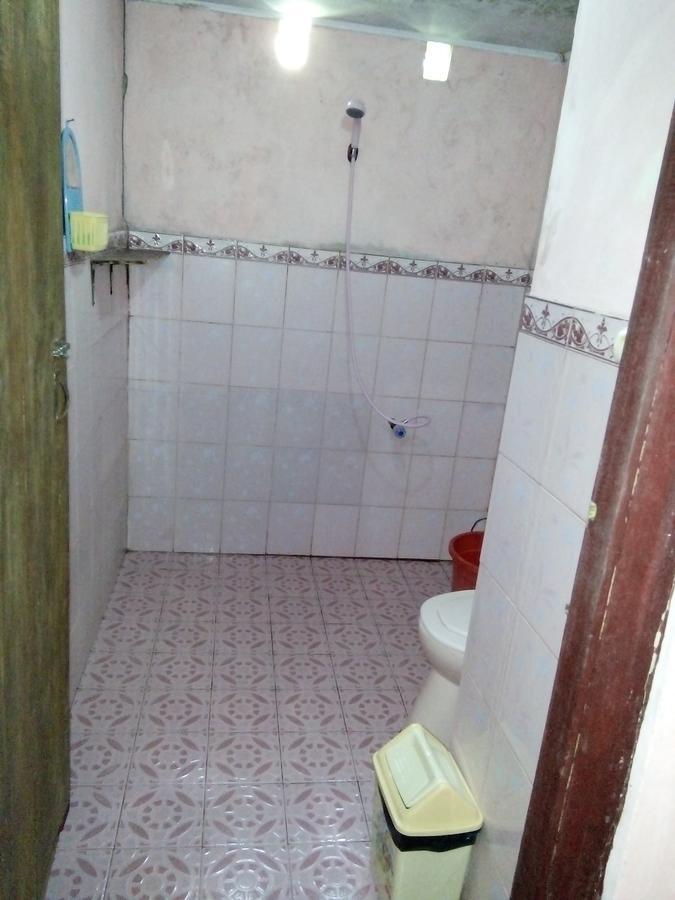 Novita Homestay Bunaken Exterior foto
